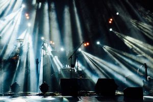 Alt i teaterlamper, scenelys og projektør. Movingheads, Spots mver